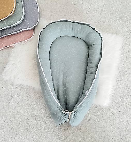 Muslin Baby Nest with border - Mineral Green